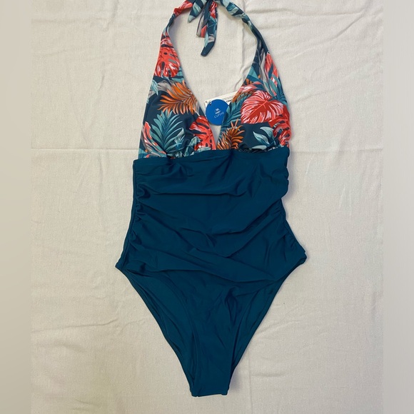 Brand new with tags Cupshe swimsuit - Picture 1 of 1